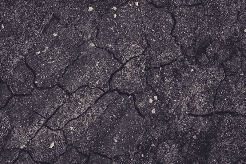 Hot-pour crack filling on a commercial parking lot